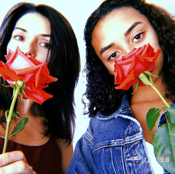 Meet your Posher, Allison - Picture 1 of 1